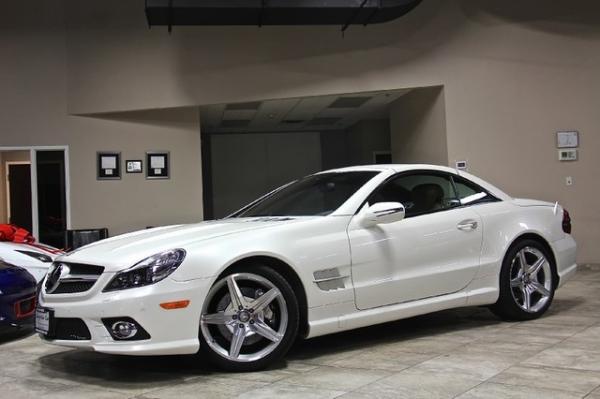 New 2011 Mercedes-Benz SL550 for sale Sold at Chicago Motor Cars in West Chicago IL 60185 2