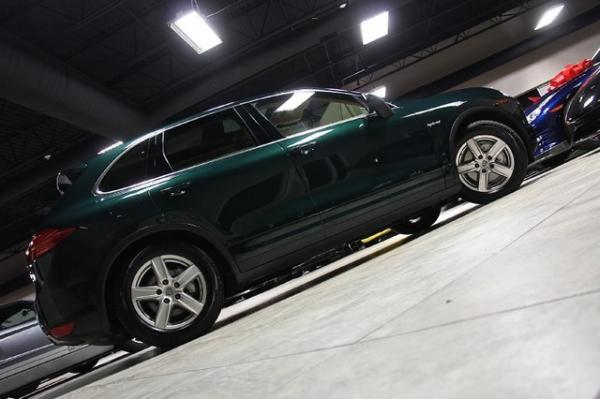 New-2011-Porsche-Cayenne-Hybrid-S-S-Hybrid