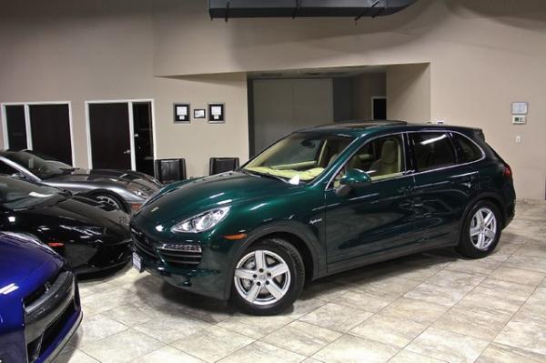 New 2011 Porsche Cayenne Hybrid S S Hybrid for sale Sold at Chicago Motor Cars in West Chicago IL 60185 3