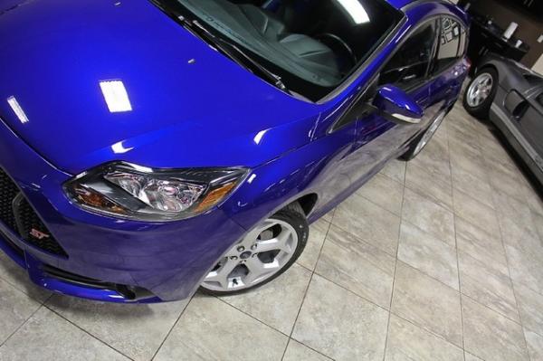 New-2013-Ford-Focus-ST-ST