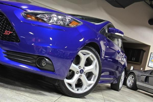 New-2013-Ford-Focus-ST-ST