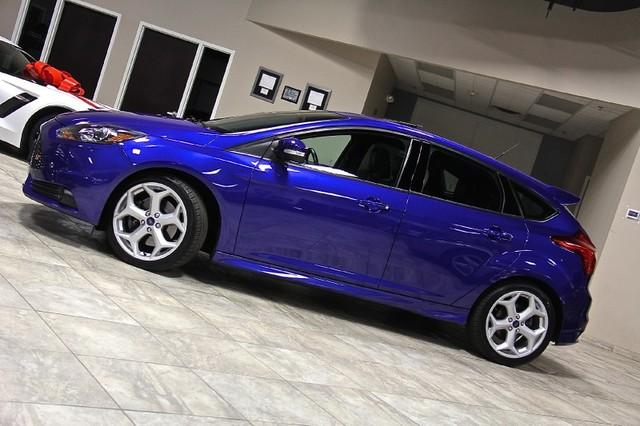 New-2013-Ford-Focus-ST-ST