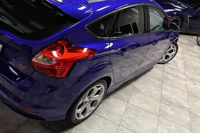 New-2013-Ford-Focus-ST-ST