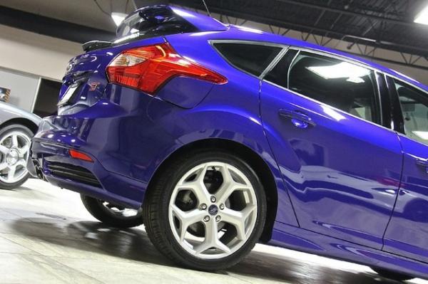 New-2013-Ford-Focus-ST-ST