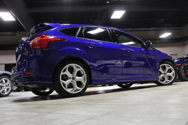 New-2013-Ford-Focus-ST-ST