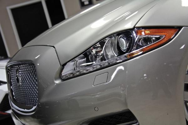 New 2012 Jaguar XJL Portfolio Portfolio for sale Sold at Chicago Motor Cars in West Chicago IL 60185 6