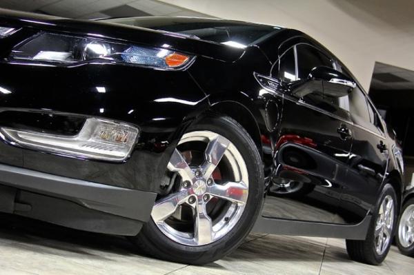 New 2013 Chevrolet Volt for sale Sold at Chicago Motor Cars in West Chicago IL 60185 6