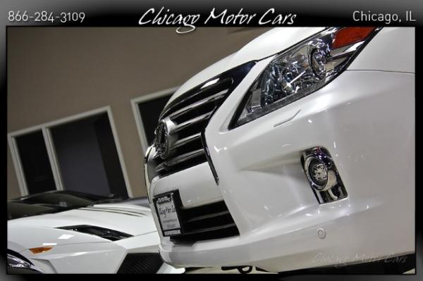 Used 2015 Lexus LX 570 4WD for sale Sold at Chicago Motor Cars in West Chicago IL 60185 3