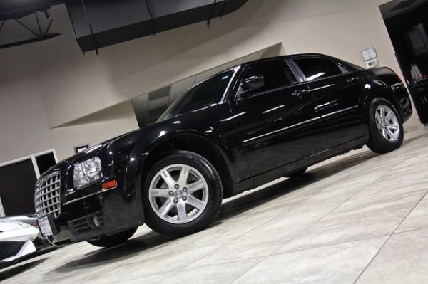 New 2007 Chrysler 300 Touring Touring for sale Sold at Chicago Motor Cars in West Chicago IL 60185 2