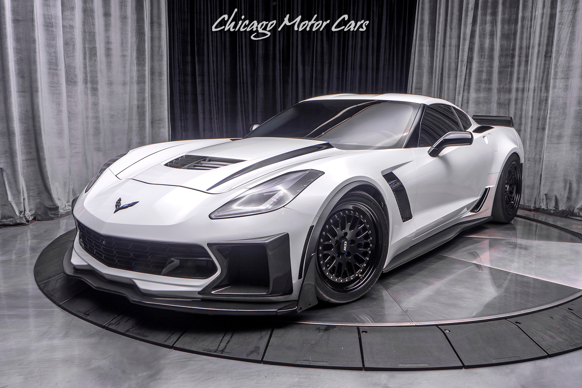 Used-2015-Chevrolet-Corvette-Z06-2LZ-Coupe-1000-HORSEPOWER