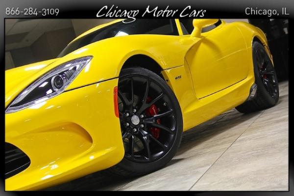 Used 2014 Dodge Viper GTS GTS for sale Sold at Chicago Motor Cars in West Chicago IL 60185 4