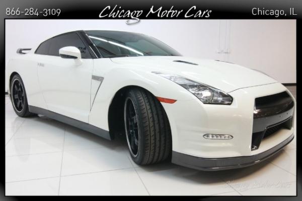 Used 2014 Nissan GT-R Black Edition for sale Sold at Chicago Motor Cars in West Chicago IL 60185 5