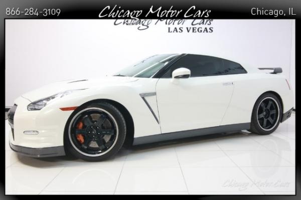 Used 2014 Nissan GT-R Black Edition for sale Sold at Chicago Motor Cars in West Chicago IL 60185 1