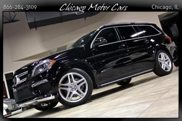 Used 2015 Mercedes-Benz GL550 4 Matic for sale Sold at Chicago Motor Cars in West Chicago IL 60185 3