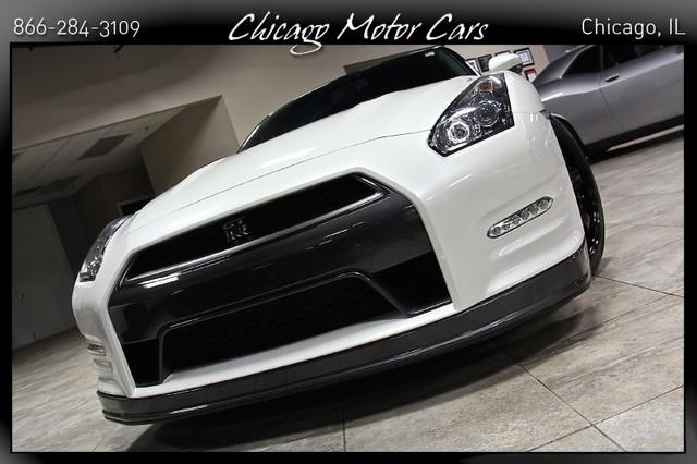 Used-2013-Nissan-GT-R-Black-Edition