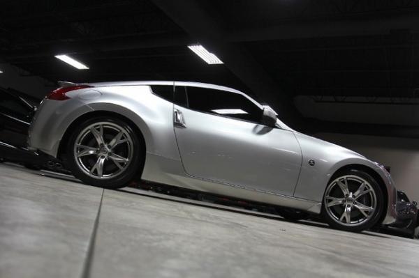 New-2010-Nissan-370Z-Touring