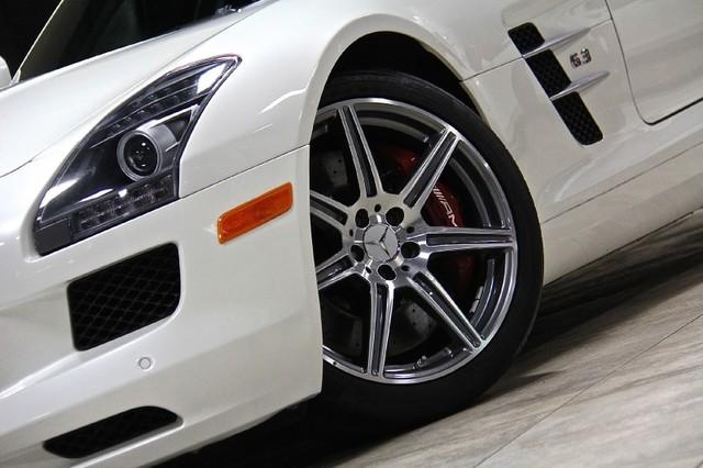 Used-2011-Mercedes-Benz-SLS-AMG-Gullwing