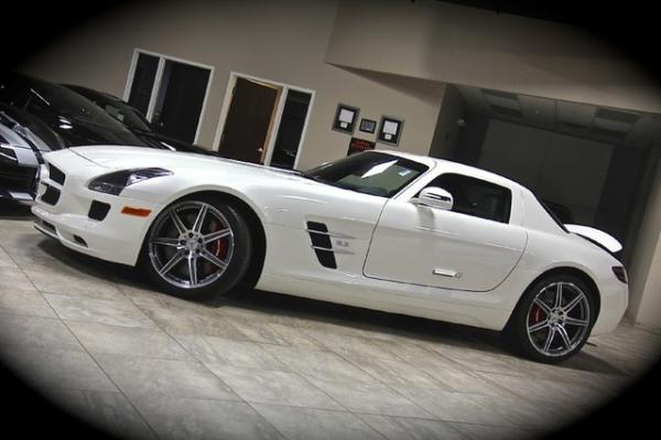 Used-2011-Mercedes-Benz-SLS-AMG-Gullwing