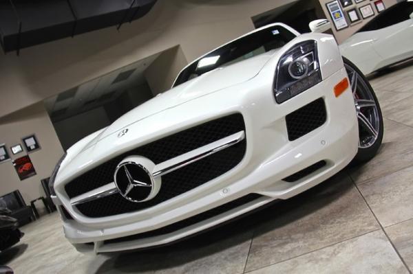 Used-2011-Mercedes-Benz-SLS-AMG-Gullwing