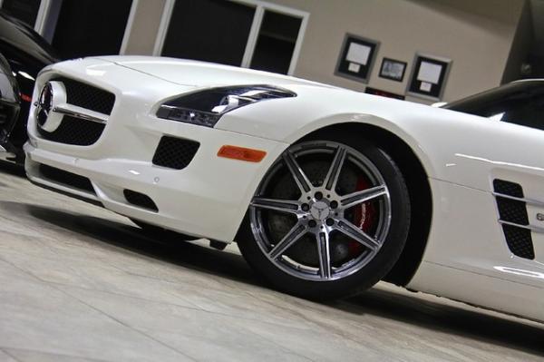 Used-2011-Mercedes-Benz-SLS-AMG-Gullwing