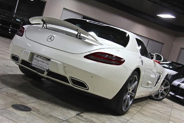 Used-2011-Mercedes-Benz-SLS-AMG-Gullwing