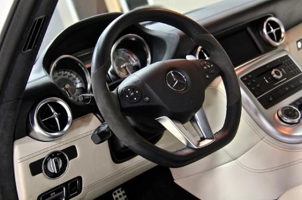 Used-2011-Mercedes-Benz-SLS-AMG-Gullwing