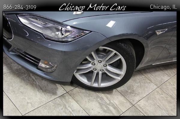 Used 2014 Tesla Model S 60 kWh Battery 60 for sale Sold at Chicago Motor Cars in West Chicago IL 60185 5