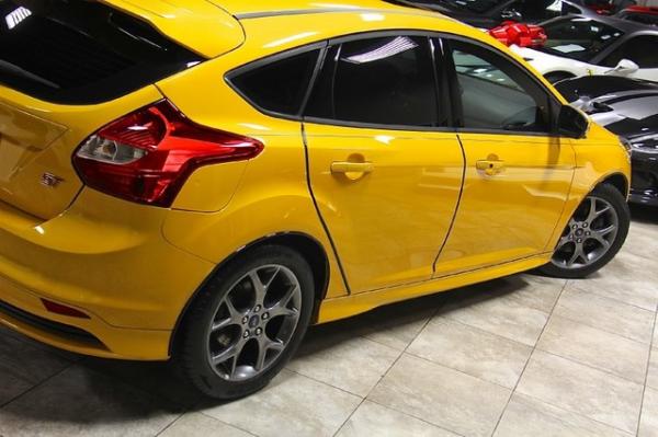 New-2013-Ford-Focus-ST