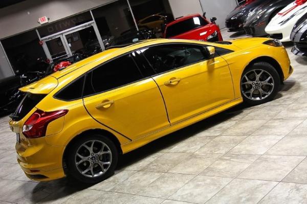 New-2013-Ford-Focus-ST