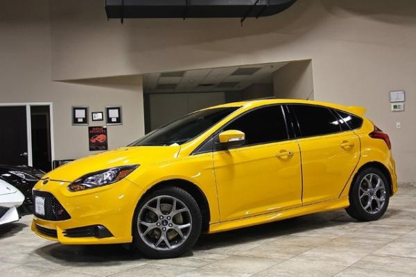 New-2013-Ford-Focus-ST