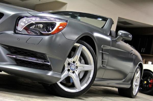 Used 2013 Mercedes-Benz SL550 for sale Sold at Chicago Motor Cars in West Chicago IL 60185 6