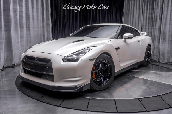 Used 2010 Nissan GT-R Premium Coupe 1,400+ Horsepower! BUILT BY BOOSTIN PERFORMANCE! for sale Sold at Chicago Motor Cars in West Chicago IL 60185 2