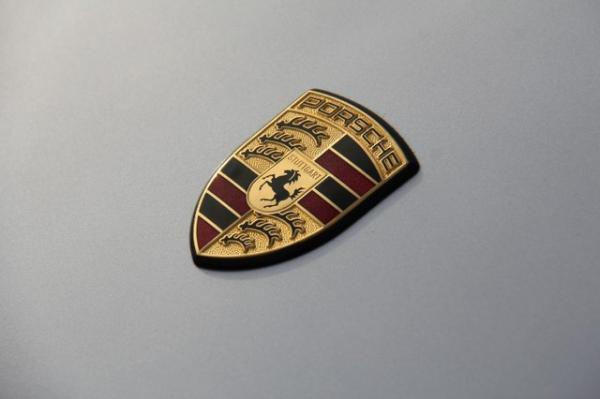 New-2004-Porsche-911-Carrera