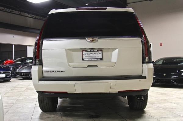 Used-2015-Cadillac-Escalade-Luxury-4WD