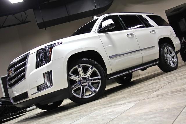 Used-2015-Cadillac-Escalade-Luxury-4WD