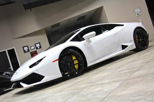 Used 2015 Lamborghini Huracan LP610-4 for sale Sold at Chicago Motor Cars in West Chicago IL 60185 2