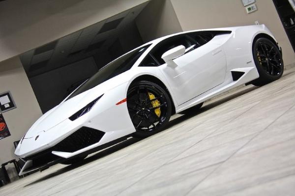Used 2015 Lamborghini Huracan LP610-4 for sale Sold at Chicago Motor Cars in West Chicago IL 60185 5