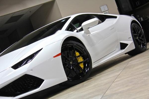 Used 2015 Lamborghini Huracan LP610-4 for sale Sold at Chicago Motor Cars in West Chicago IL 60185 6