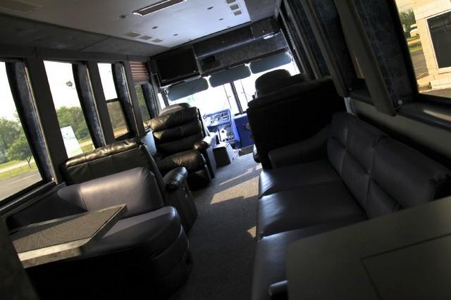 New-1999-Prevost-Tour-Bus