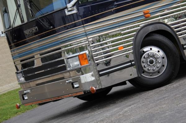 New-1999-Prevost-Tour-Bus