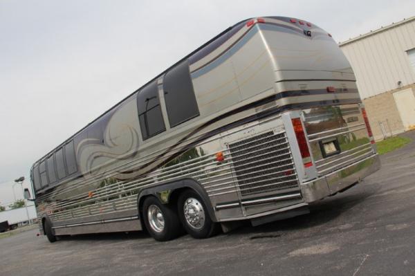 New-1999-Prevost-Tour-Bus