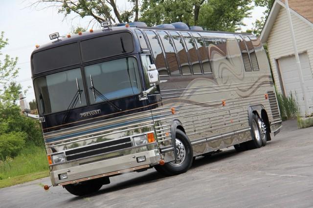 New-1999-Prevost-Tour-Bus