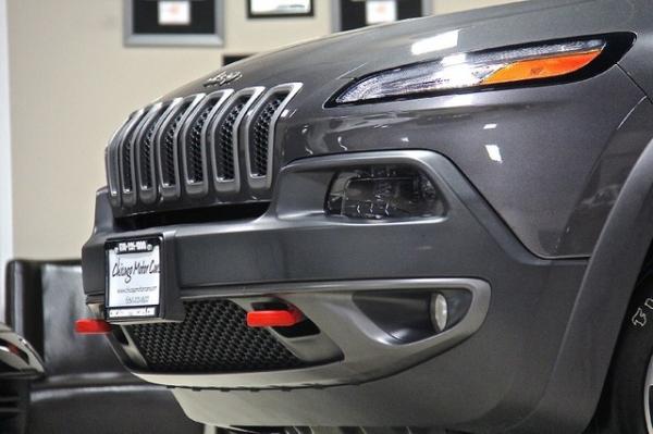 New 2014 Jeep Cherokee Trailhawk 4WD for sale Sold at Chicago Motor Cars in West Chicago IL 60185 4