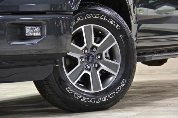 New 2016 Ford F-150 XLT SuperCrew for sale Sold at Chicago Motor Cars in West Chicago IL 60185 6