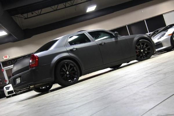 New-2006-Chrysler-300-SRT8