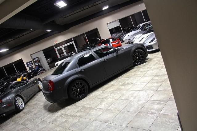 New-2006-Chrysler-300-SRT8