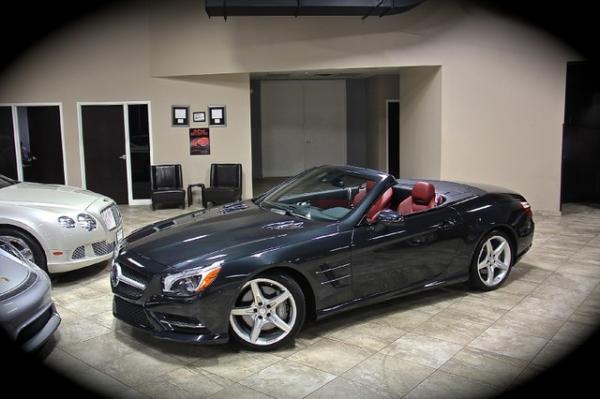 Used 2013 Mercedes-Benz SL550 for sale Sold at Chicago Motor Cars in West Chicago IL 60185 3
