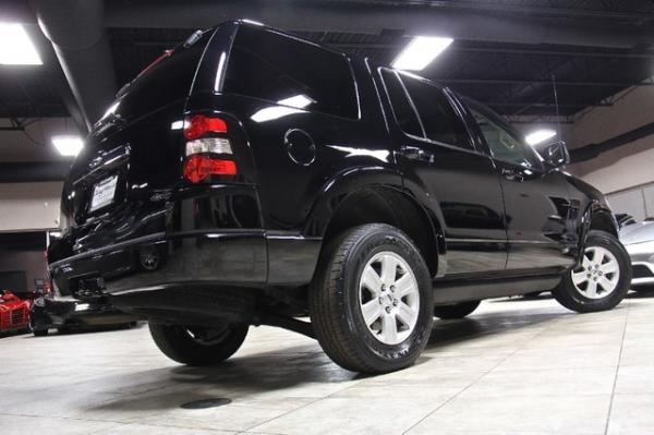 New-2010-Ford-Explorer-XLT-4WD