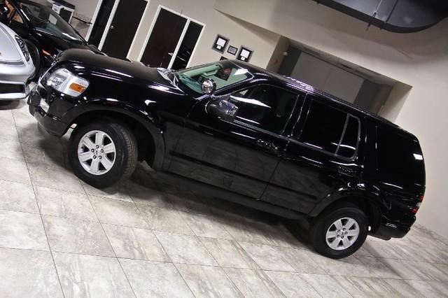 New-2010-Ford-Explorer-XLT-4WD