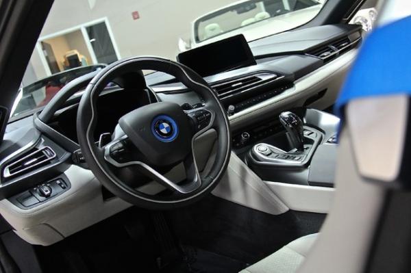 Used-2015-BMW-i8